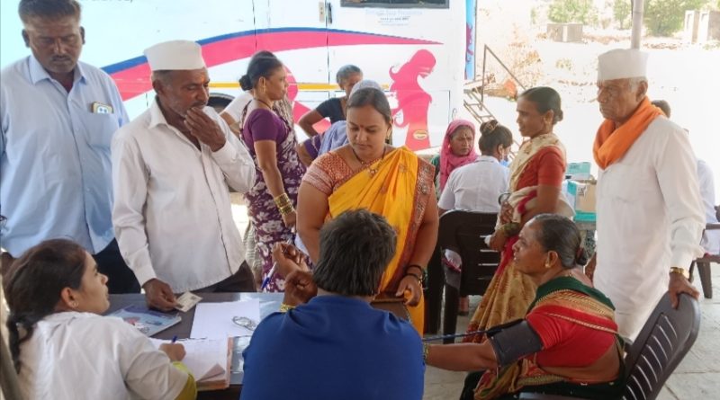 मोहरी खुर्द येथे महाआरोग्य शिबिरास उत्स्फूर्त प्रतिसाद ! १४२ नागरिकांची तपासणी